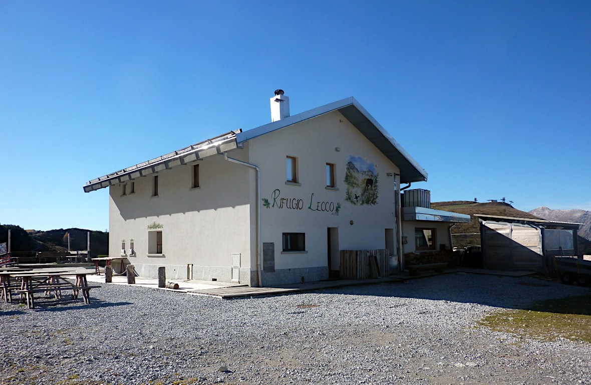 Al rifugio Lecco in autunno.