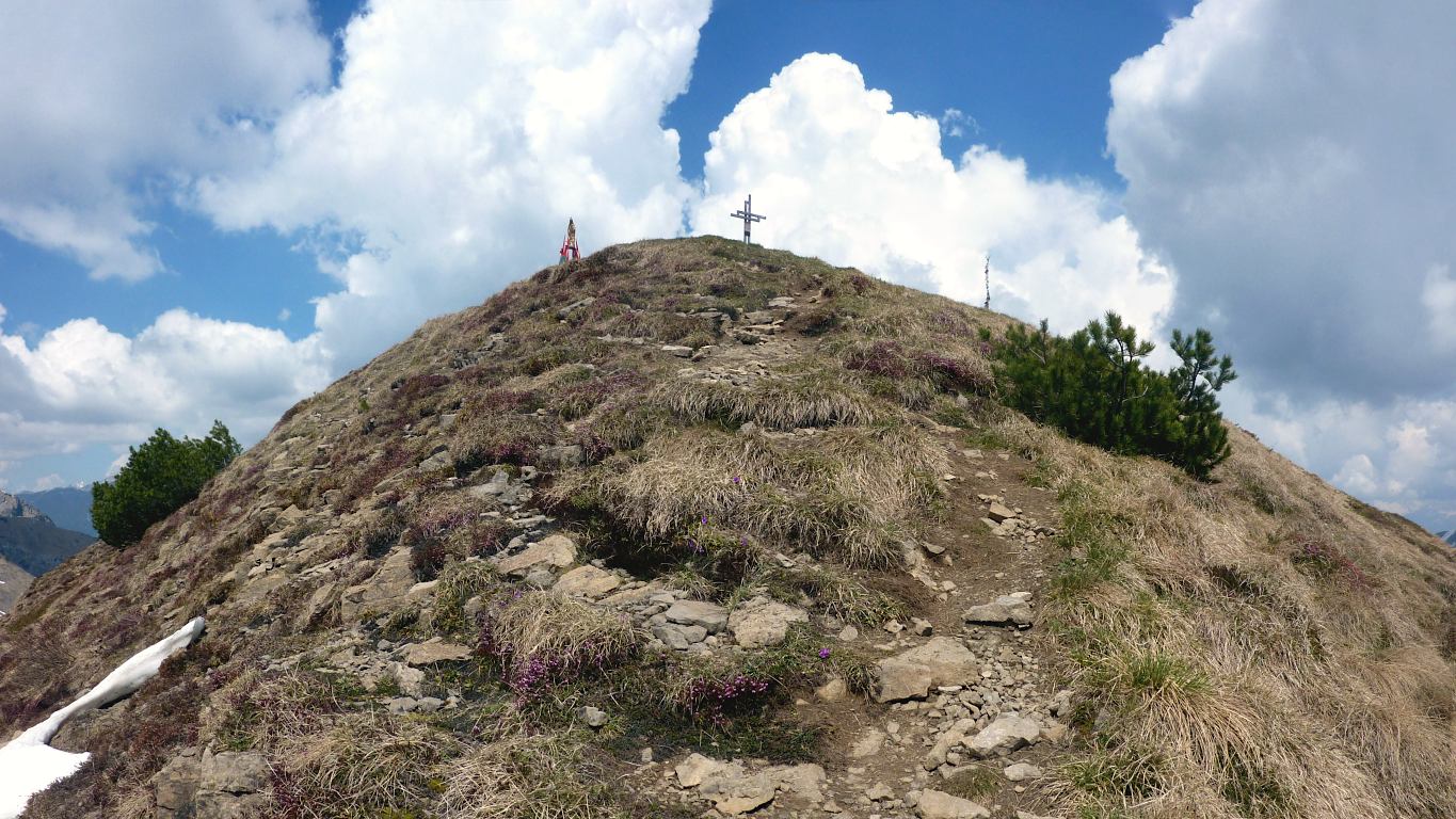 EXTRA (E): giungendo in vetta al M. Sodadura per la cresta sud-ovest.
