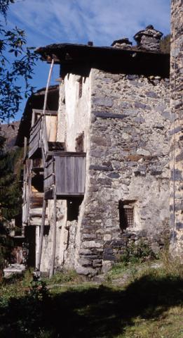 Pagliari: la memoria nella pietra