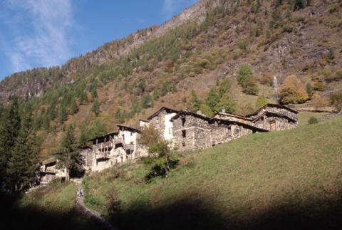 Pagliari: la memoria nella pietra