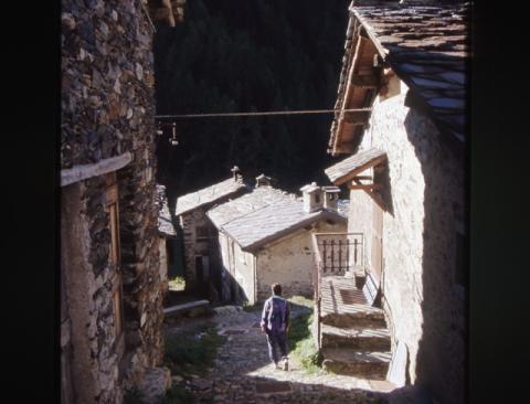 Pagliari: la memoria nella pietra