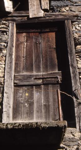 Pagliari: la memoria nella pietra