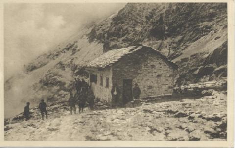 Rifugio della Brunone (2300)