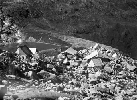 PUKAJIRKA - Spedizione CAI BG 1960