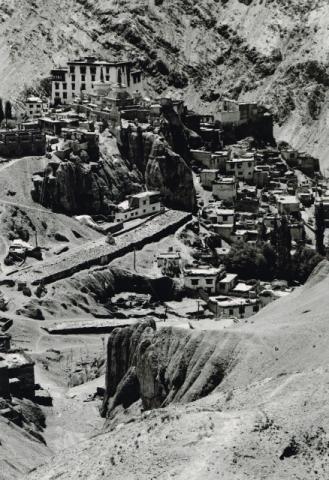 Mostra Himalaya 2000 di Giancelso Agazzi