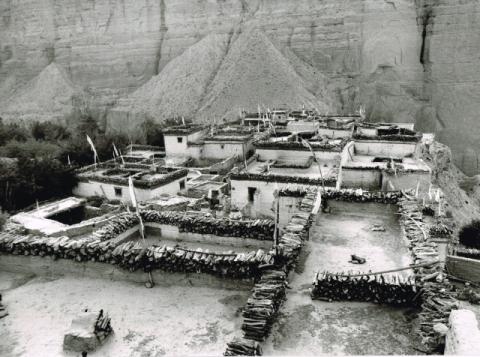 Mostra Himalaya 2000 di Giancelso Agazzi