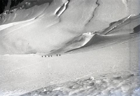 Monte Bianco e Aiguille Pilleret (1946)