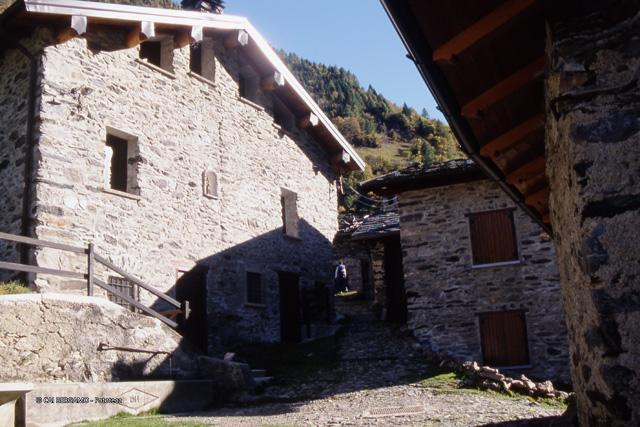 Pagliari: la memoria nella pietra