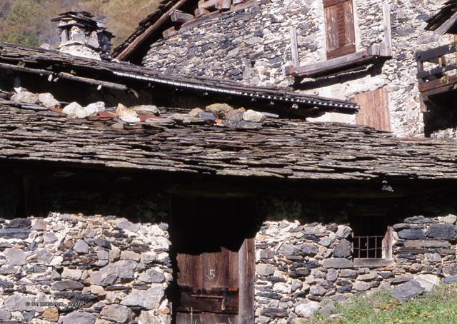 Pagliari: la memoria nella pietra