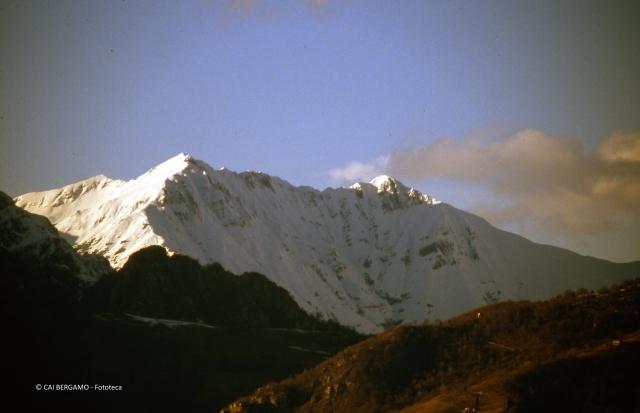 Vista sulle Orobie da santuario d'Altino