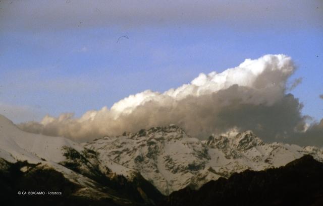 Vista sulle Orobie da santuario d'Altino
