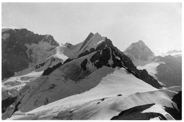 TRAFOIER EISWAND