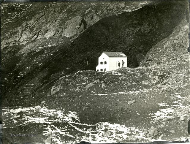 Vecchio rifugio Calvi