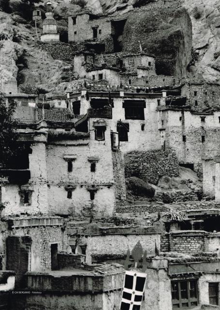 Mostra Himalaya 2000 di Giancelso Agazzi