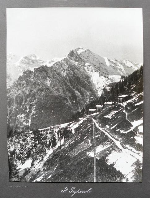 Album Fotografico Nr. 2 - anni 1920/29