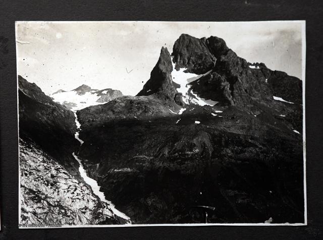 Album Fotografico Nr. 2 - anni 1920/29