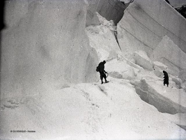 Monte Bianco e Aiguille Pilleret (1946)