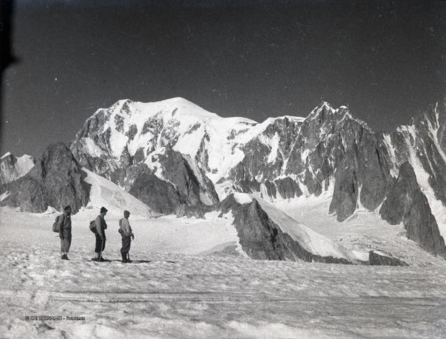 Monte Bianco e Aiguille Pilleret (1946)