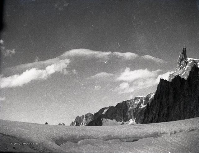 Monte Bianco e Aiguille Pilleret (1946)