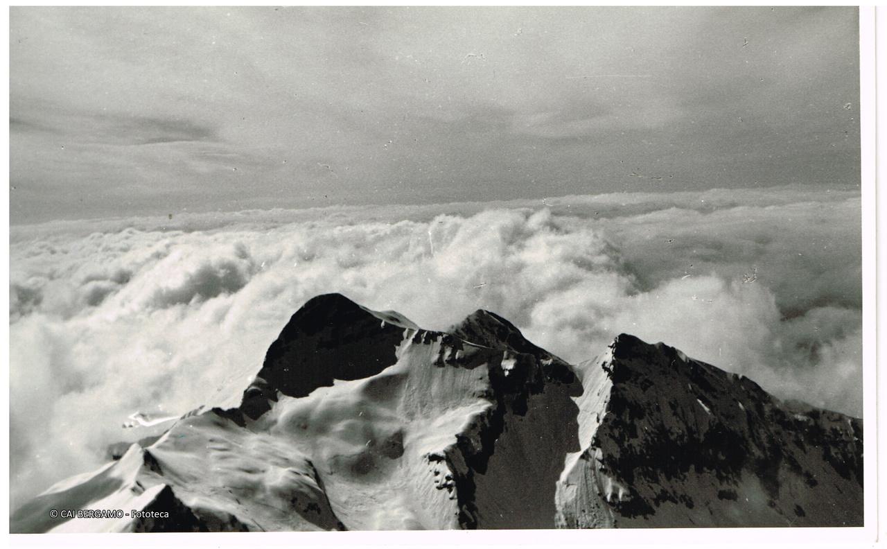 Il Pizzo Tornello dalla vetta del Gleno
