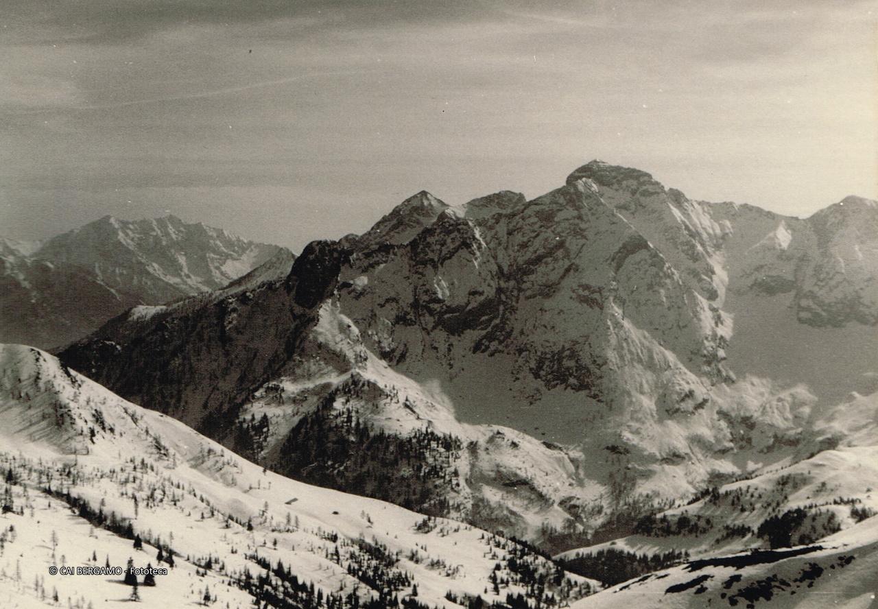 Menna e Pegherolo dal Passo di Tartano