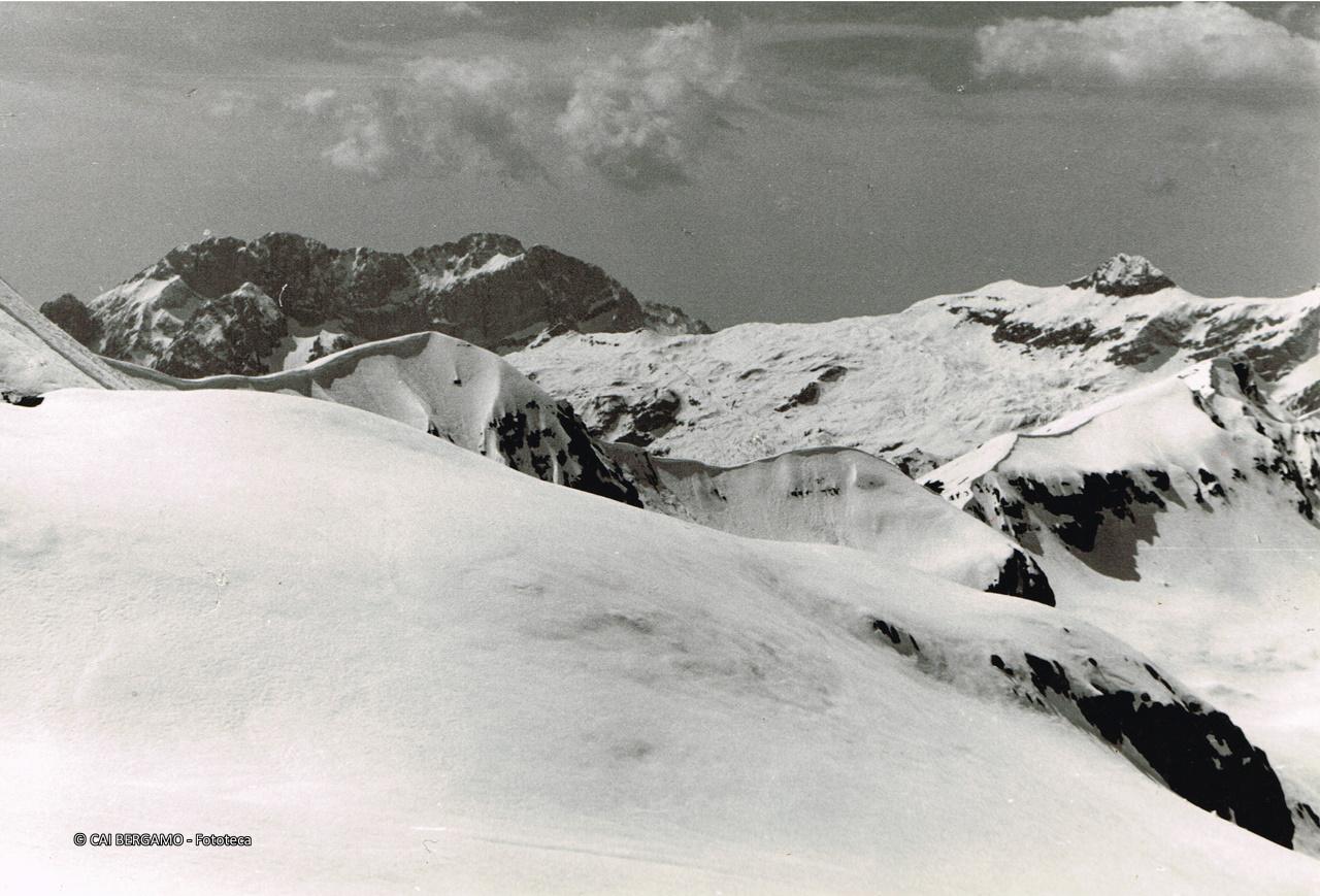 "Presolana e Ferrante visti dalla Val del Bondione"