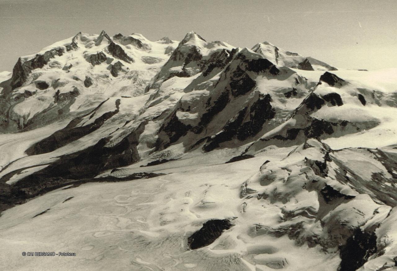 "Il gruppo del Monte Rosa dal Pic Tyndall"