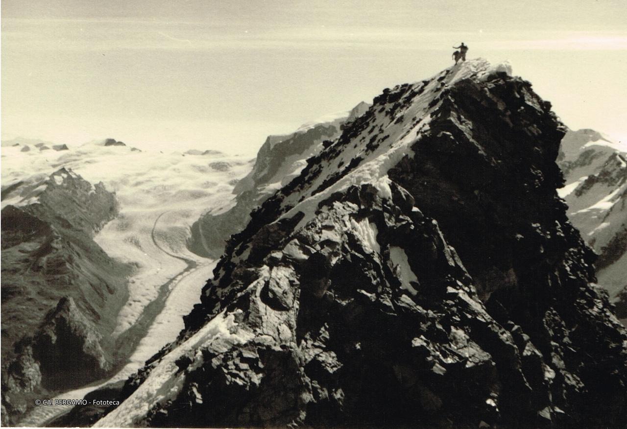 "Vetta svizzera del Cervino - Nello sfondo il Gornergletscher"