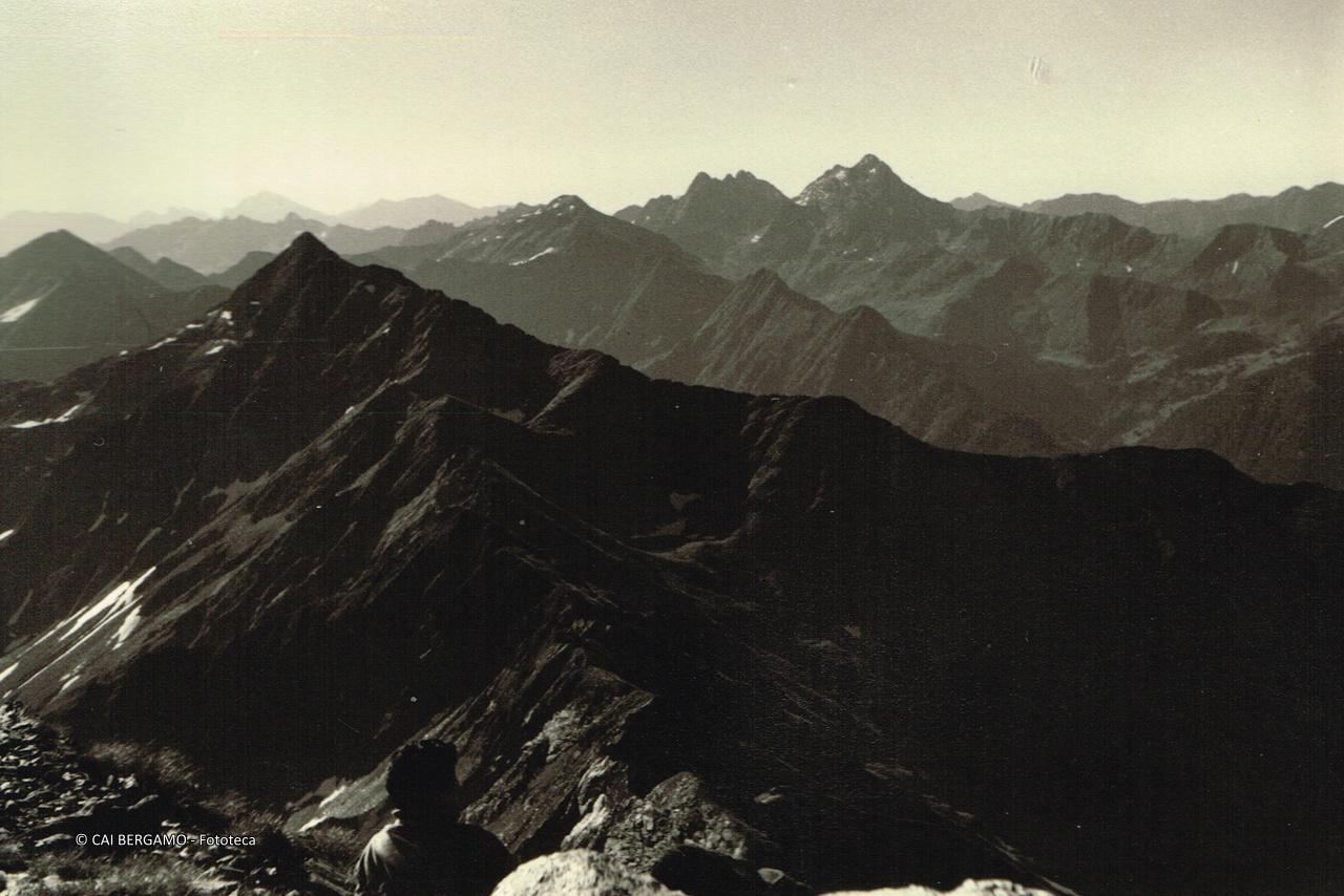 "Dalla vetta del Legnone"