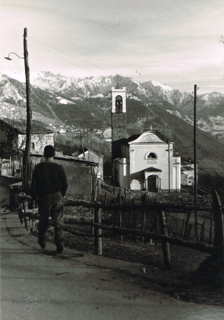 "Chiesina a Villa di Lozio"