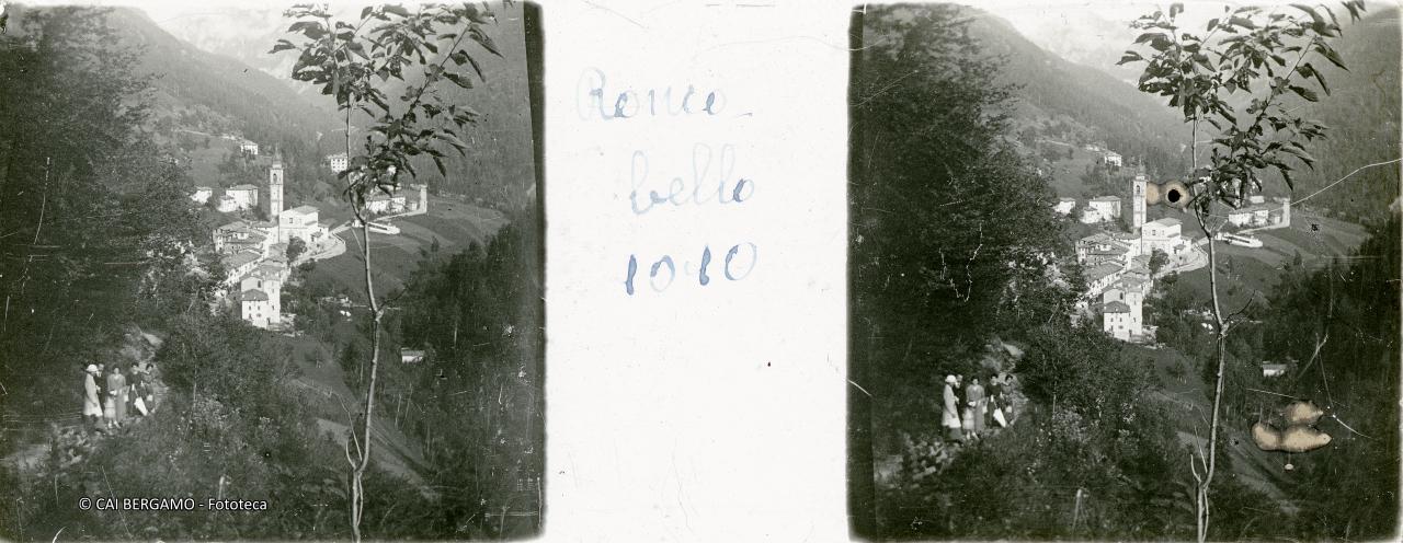 Passeggita e vista sul sottostante paese