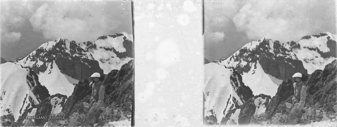 Sosta durante l'ascensione con corda a terra