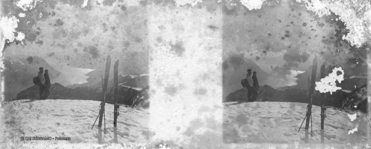 Foto ricordo con vista sul lago d'Iseo