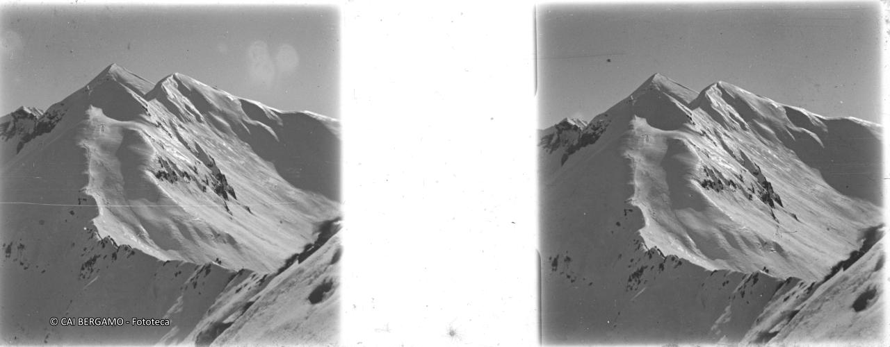 Cresta innevata dal passo di Lemma