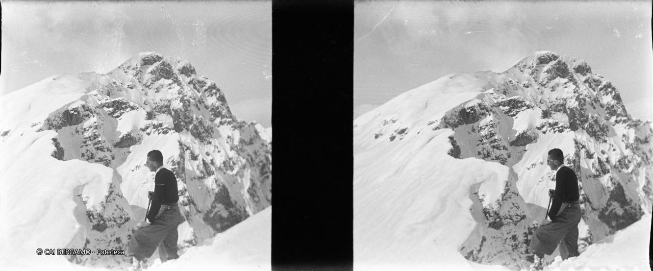 Al passo con  cima ancora ben innevata
