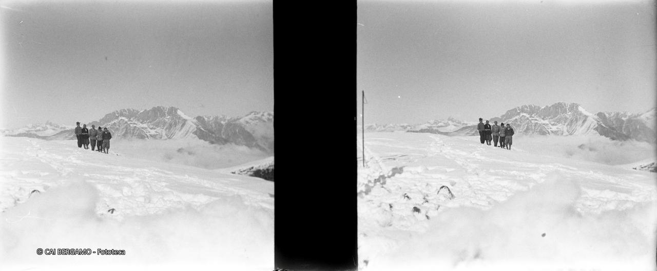 Foto ricordo con alle spalle la regina delle orobie