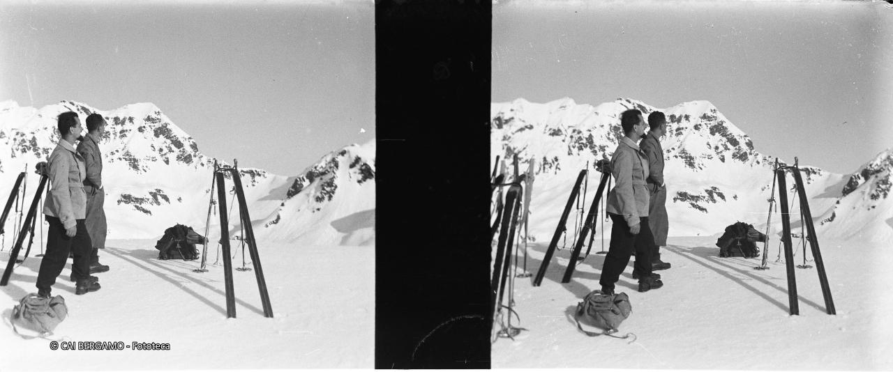 Vista panoramica sul Trobio, tra multitudine di sci ...