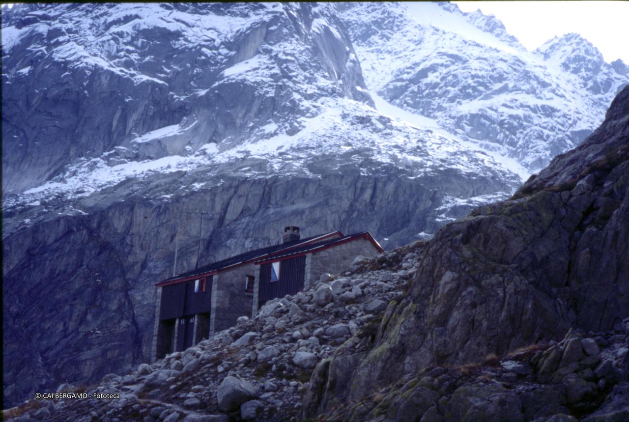 Bachlitalhutte vista esterna dal basso, ante ampliamento