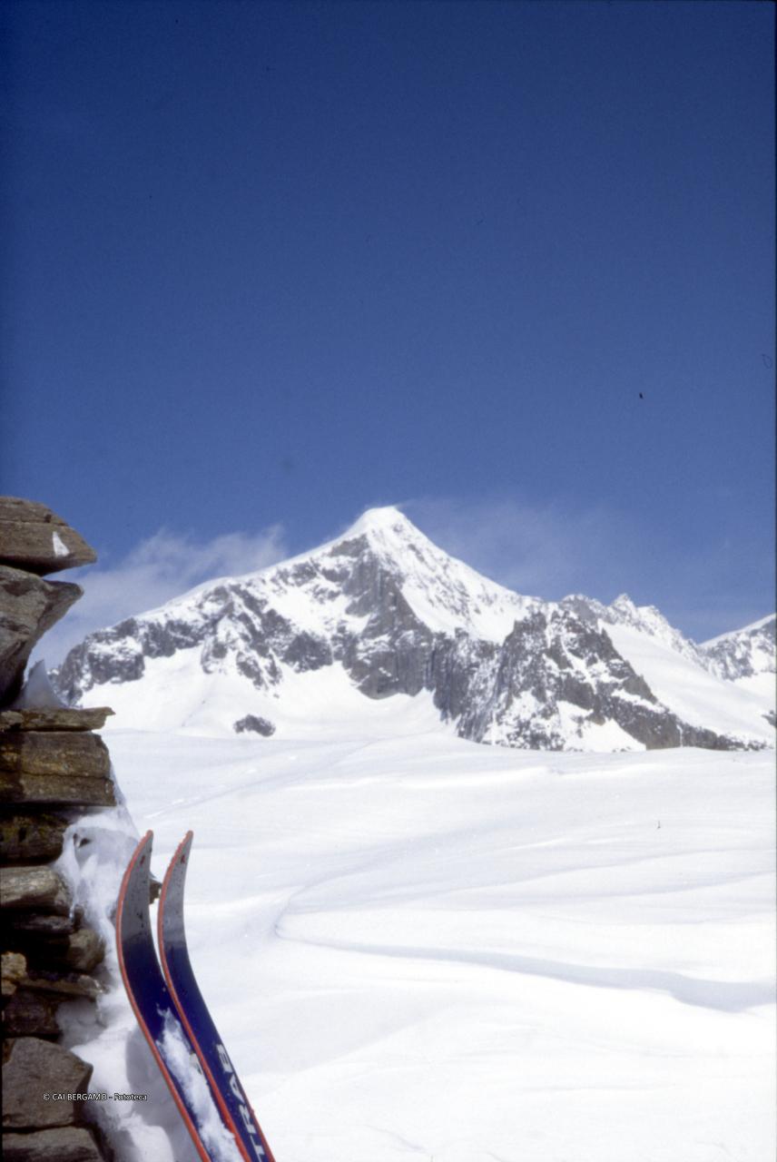 Stotzingen Firsten da Realp con gli sci