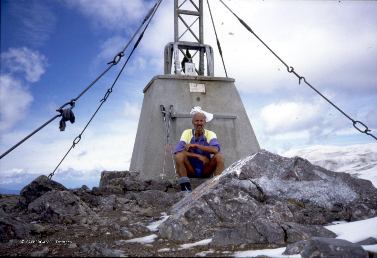 A.Pezzotta sulla cima del Pizzo 3 Signori