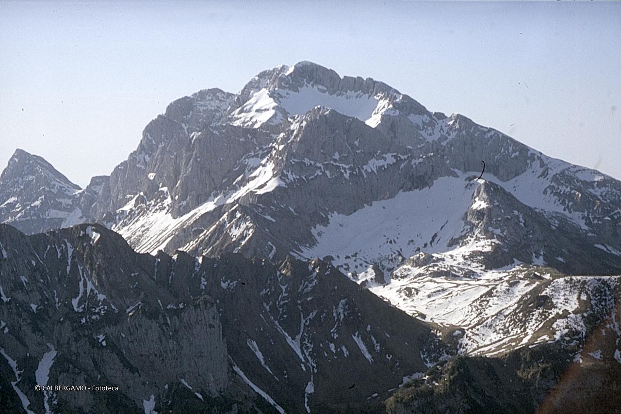 Pizzo Arera visto dai Tre Pizzi