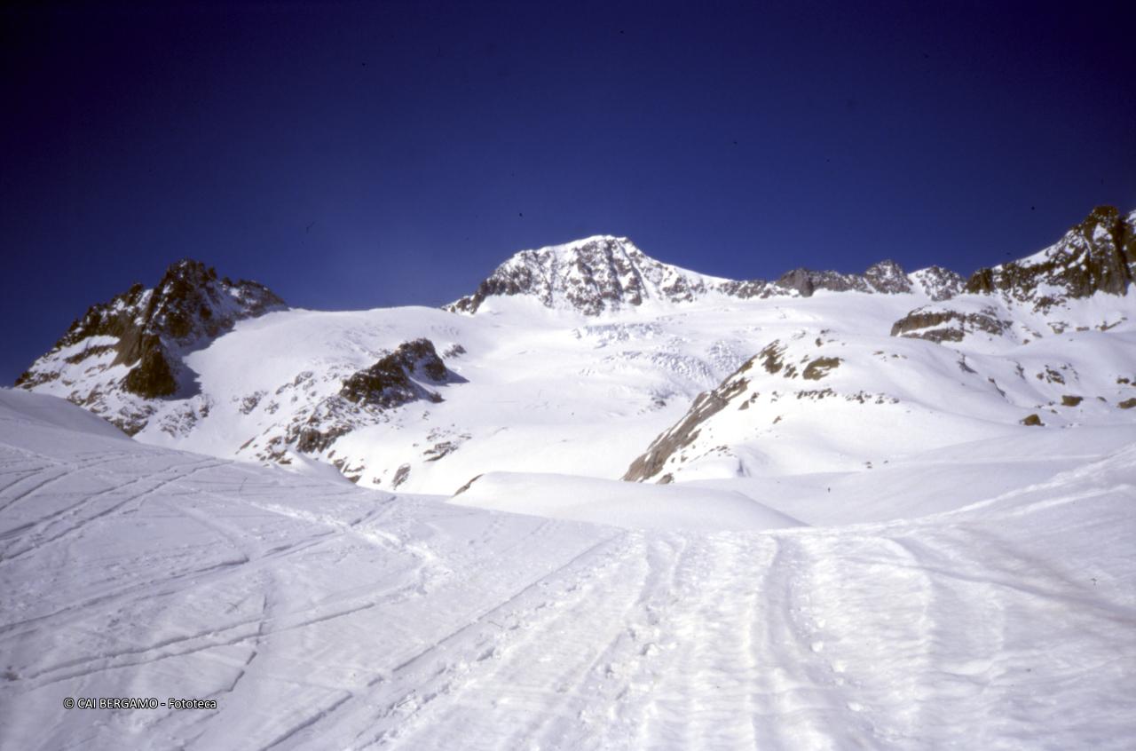 Vista sul Chli Bielenhorn (chiamato anche Klein Bielenhorn)