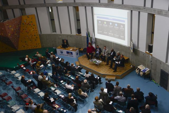 Intervento dei giornalisti al convegno:"Comunicare una "nuova" cultura della Montagna"