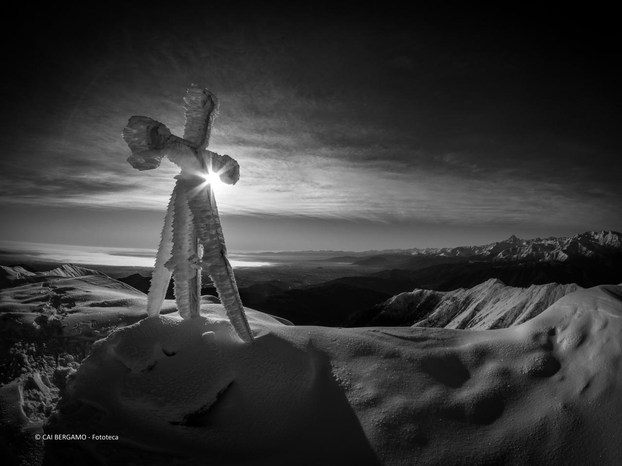 "Croce sulla vetta" -  Vincitore in "Bianco e nero"
